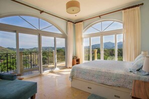 3 Schlafzimmer, Bügeleisen/Bügelbrett, Internetzugang, Bettwäsche