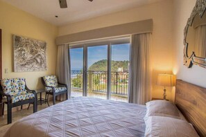 3 habitaciones, tabla de planchar con plancha, internet y ropa de cama