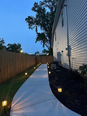 Property grounds - Home the way you need it. (Lexington)