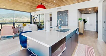 Modern oceanfront container home with electric fireplace & wifi - walk to beach