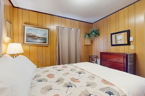2 quartos, acesso à internet, roupa de cama