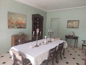 Dining - Casa del Roble 2 Residence (Cuernavaca)