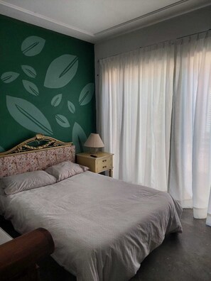 1 bedroom, iron/ironing board, Internet, bed sheets