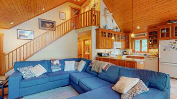 TV, fireplace, DVD player, table tennis