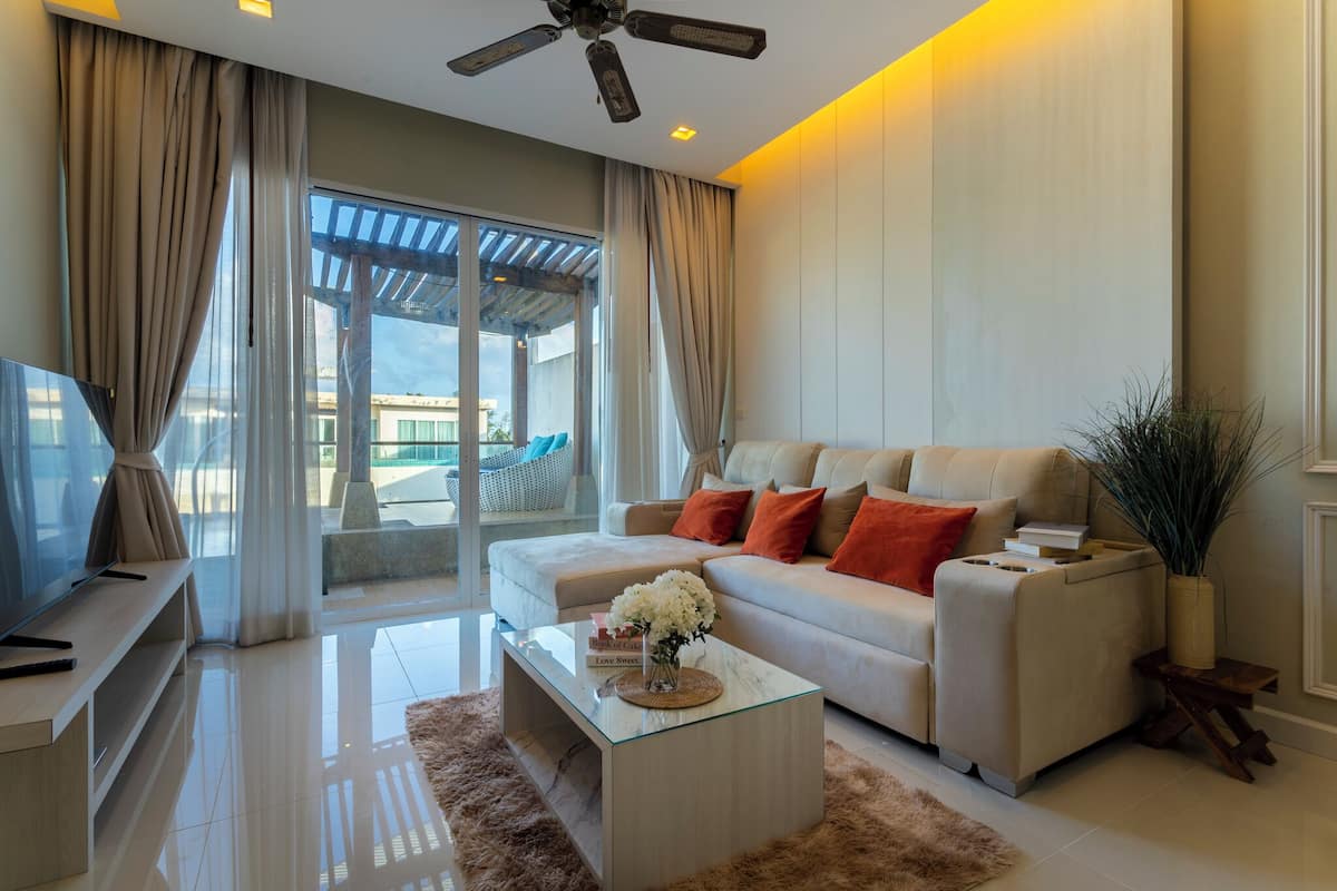 Deluxe Two-Bedroom Sky Pool Suite