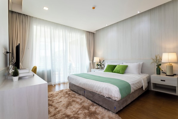Deluxe One-Bedroom Suite