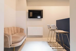 Apartment | Living room