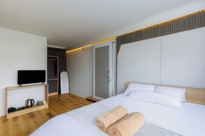 Standard Cabin | Free WiFi, bed sheets - Fortune Cube (Kejajar)