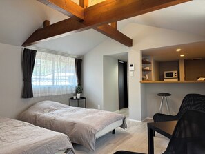 1 bedroom, free WiFi, bed sheets