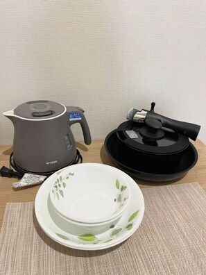 Kaffe og/eller kaffemaskine