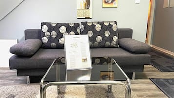 Apartment | Living room