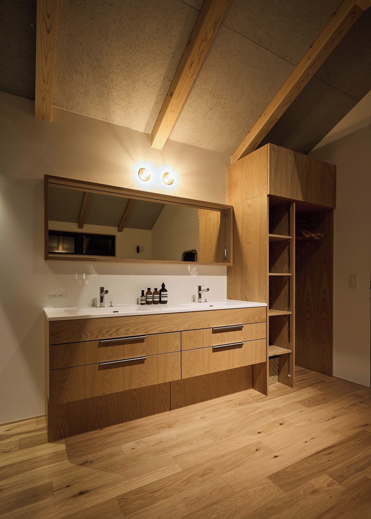 ヘアドライヤー、タオル