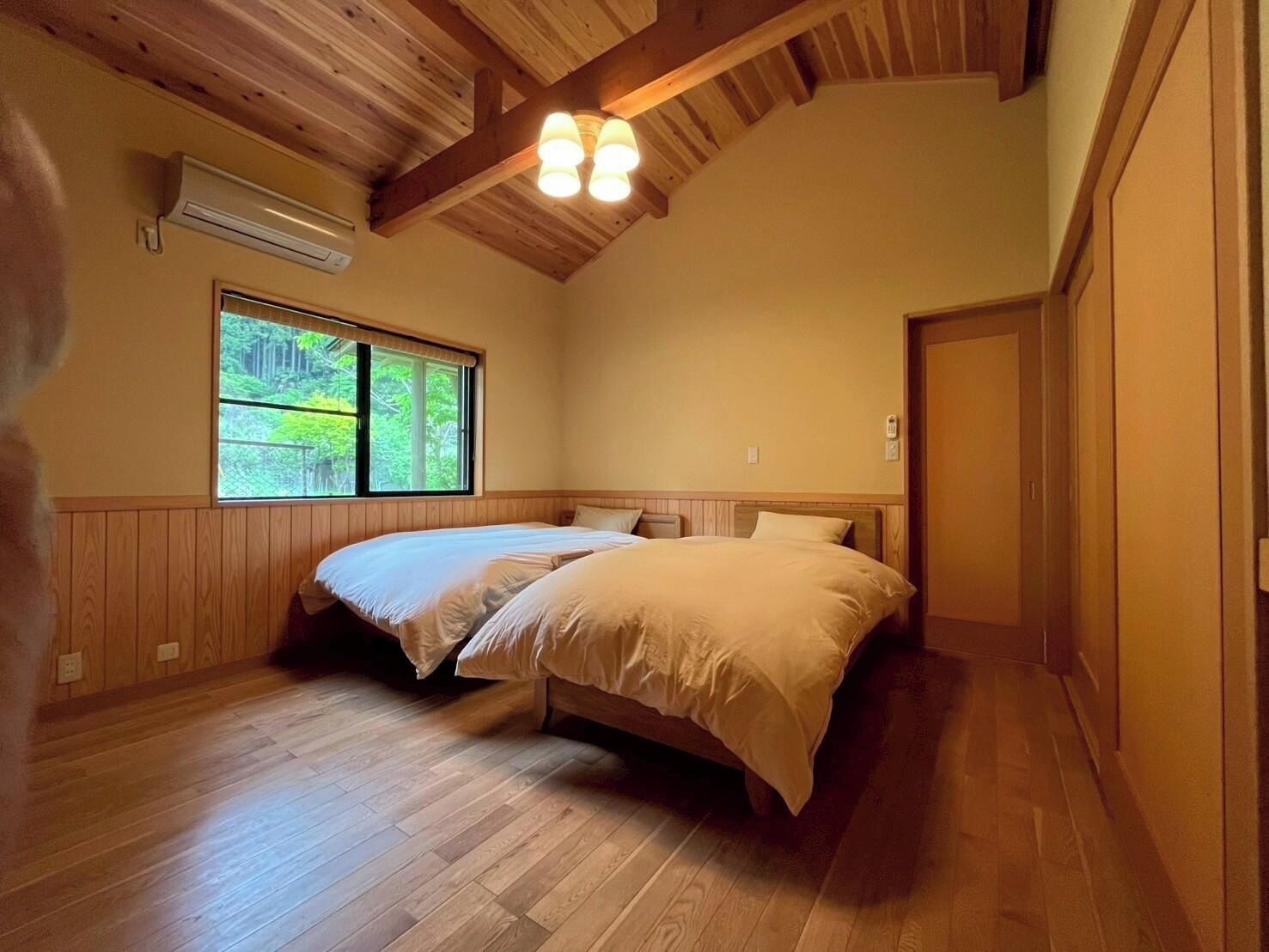 2 habitaciones, wifi gratis y ropa de cama 