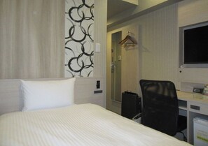 1 chambre, bureau, fer et planche à repasser, Wi-Fi gratuit