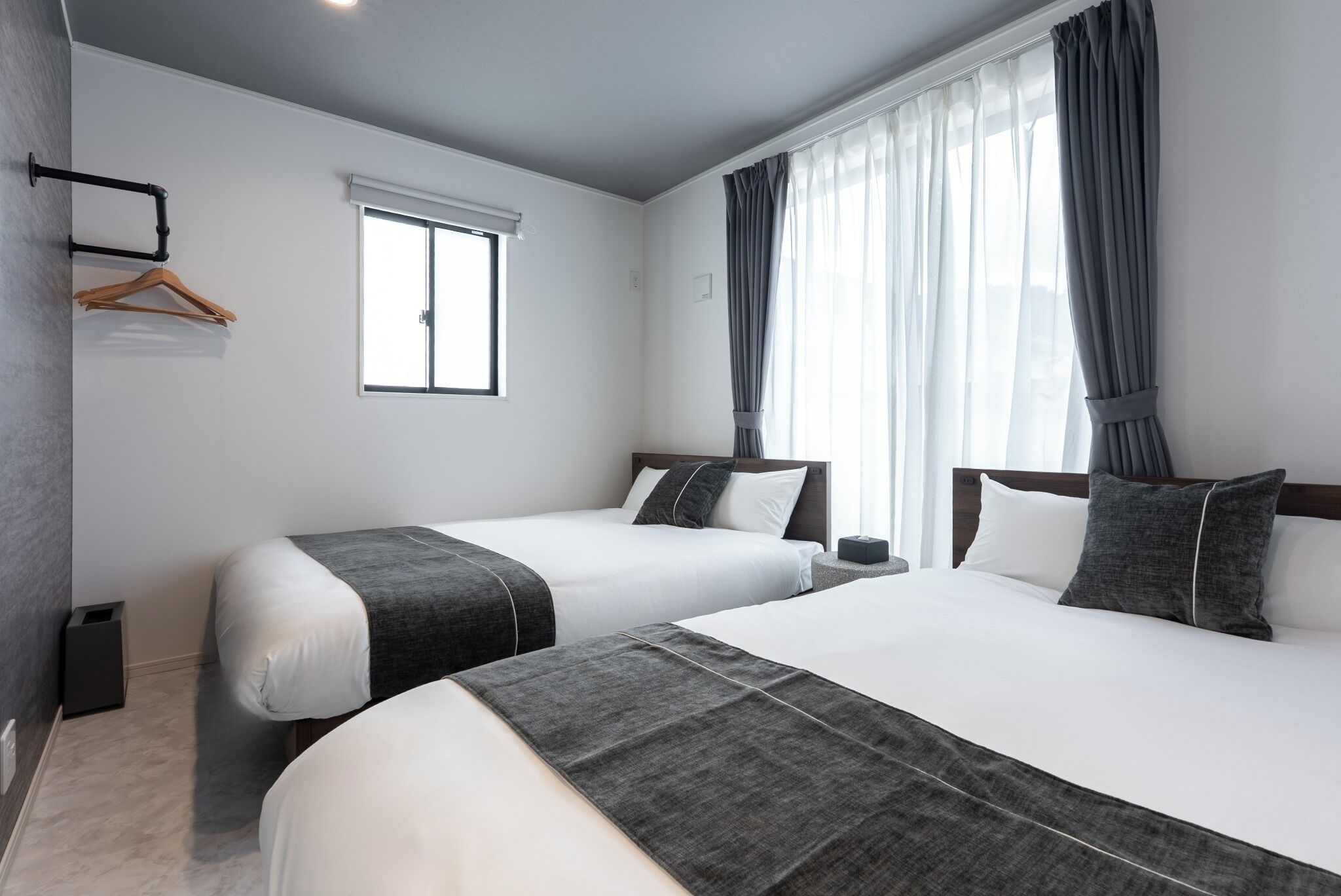 3 bedrooms, desk, iron/ironing board, free WiFi