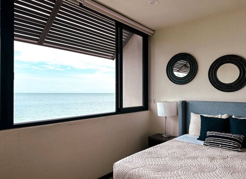 Golden Hour 2BR Ocean View Apt