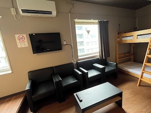 1 chambre, bureau, Wi-Fi gratuit, draps fournis