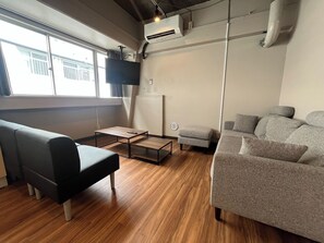 TV - Comfort Quadruple Room / Shinjuku-ku Tokyo (Shinjuku-ku)