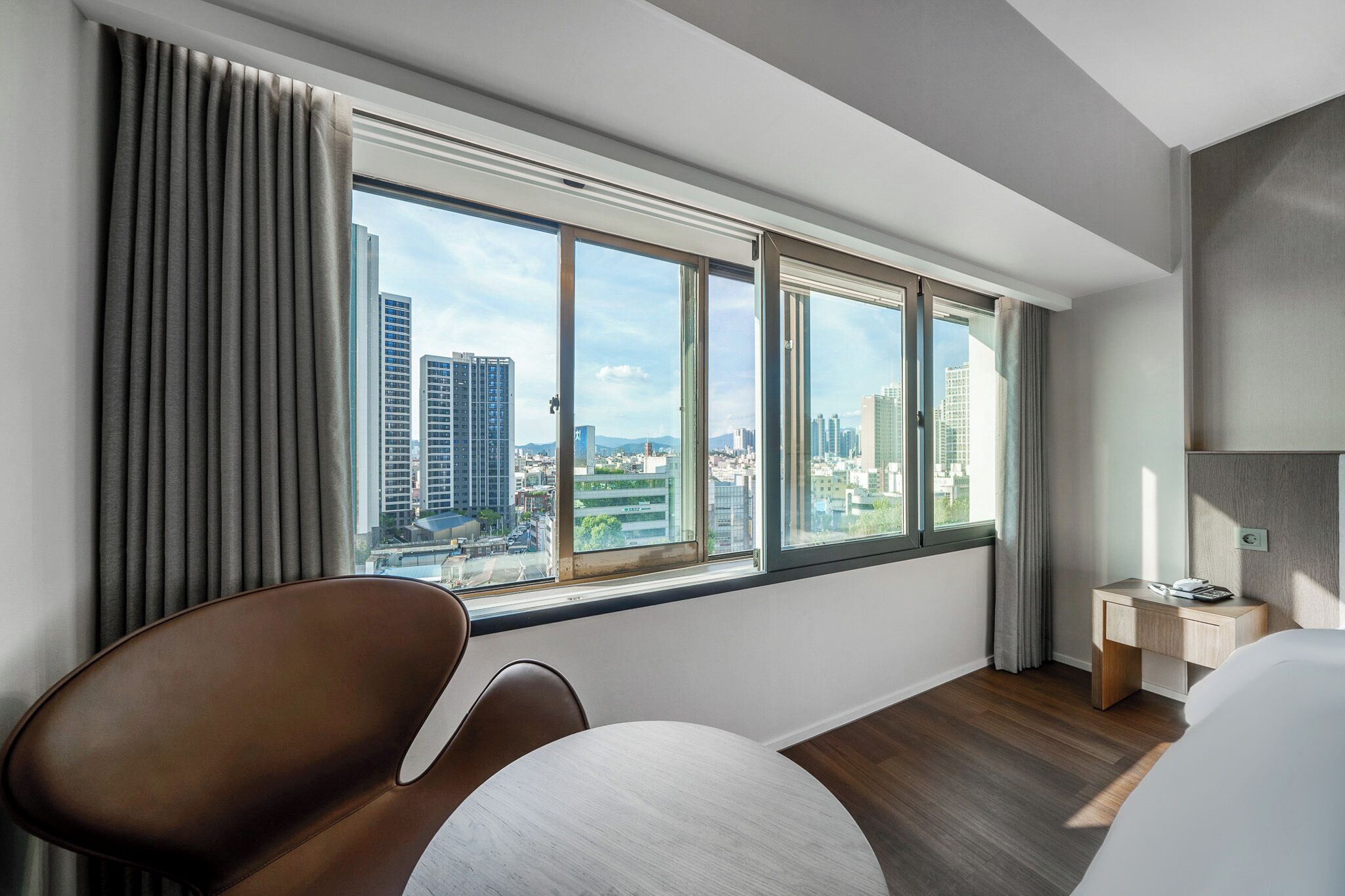 Deluxe Twin Room | Premium bedding, down comforters, memory foam beds, desk