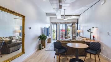 Una Smart TV, videojuegos