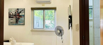 3-bedroom bungalow & 1 big house for a comfortable & tranquil stay on the island