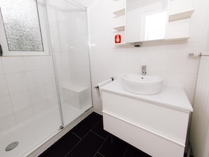 Een douche, een haardroger