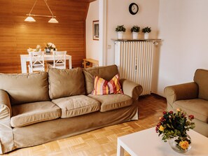 Télévision, table de tennis de table