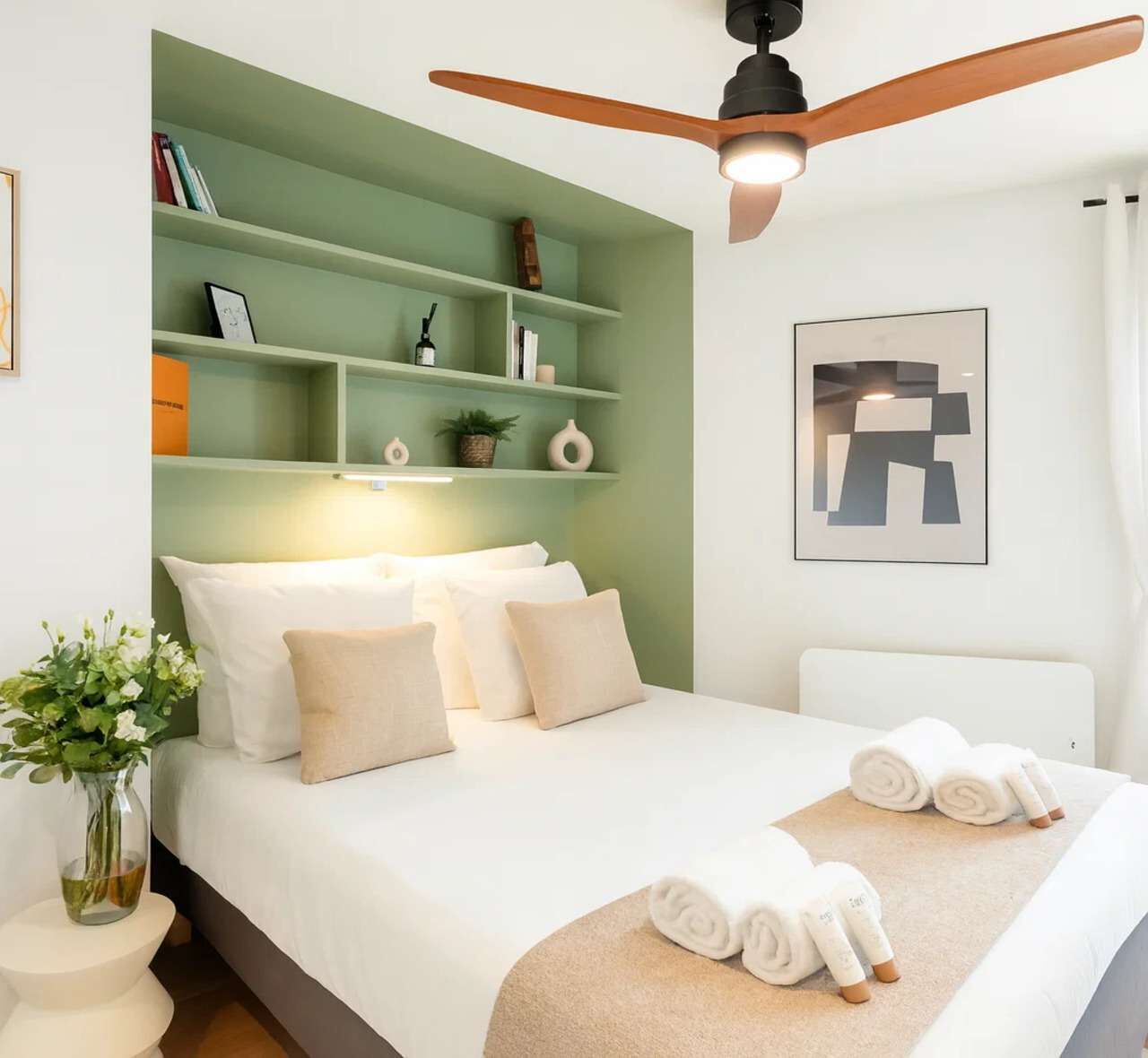 1 chambre, fer et planche à repasser, lit parapluie, Wi-Fi