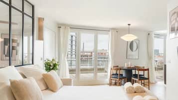 1 chambre, fer et planche Ă repasser, lit parapluie, Wi-Fi