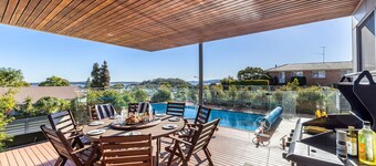 The Family Tide – large family home, entertaining deck with views, swimming pool, air conditioning