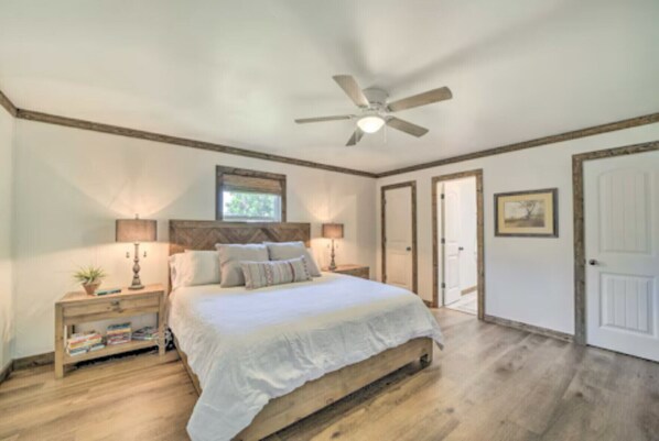 4 chambres, lit de bébé portatif, accès au Wi-Fi (inclus)