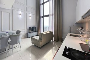 Family Duplex, City View | Ruang tamu