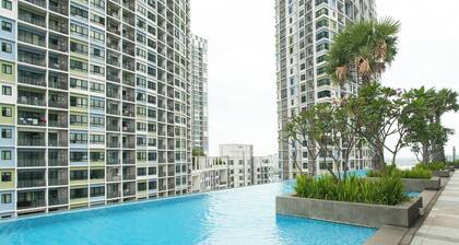 ICity Luxury Condo by Smarthome