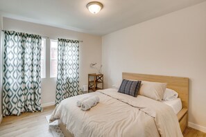 2 chambres, fer et planche à repasser, accès Internet, draps fournis