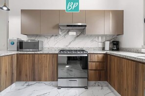 Fridge, microwave, oven, stovetop