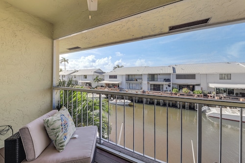 Intracoastal Dock! Gem 2 Mi to Boynton Beach Inlet