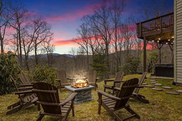 Enjoy crisp mountain evenings by the fire, where laughter, connection, and a little bit of magic happen.