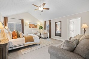 6 bedrooms, iron/ironing board, travel cot, WiFi