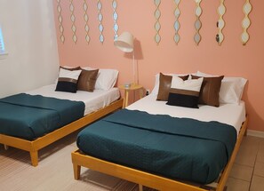 2 bedrooms, WiFi, bed sheets