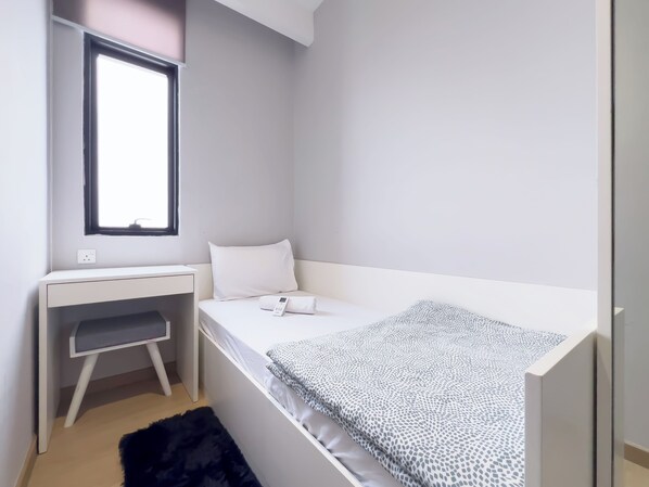 Luxury Apartment | Iron/ironing board, free WiFi