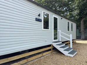 Unclassified image, 5 of 16, button