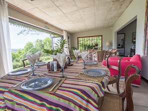 Tree Fern Cottage