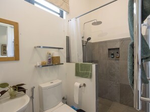 Bathroom - Green Cottage Chamarel (Chamarel)