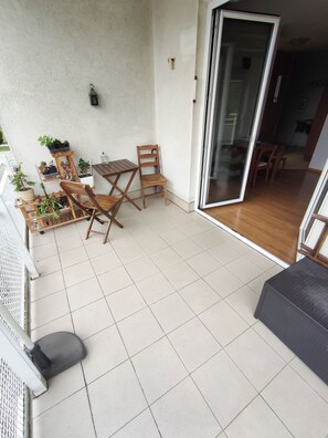 Interior - Alpha Beta Gamma 2 (London)