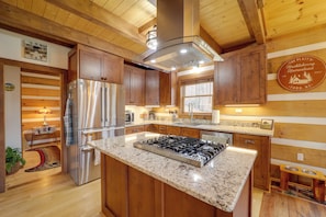 House (2 Bedrooms) | Interior
