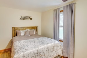 House (2 Bedrooms) | Interior