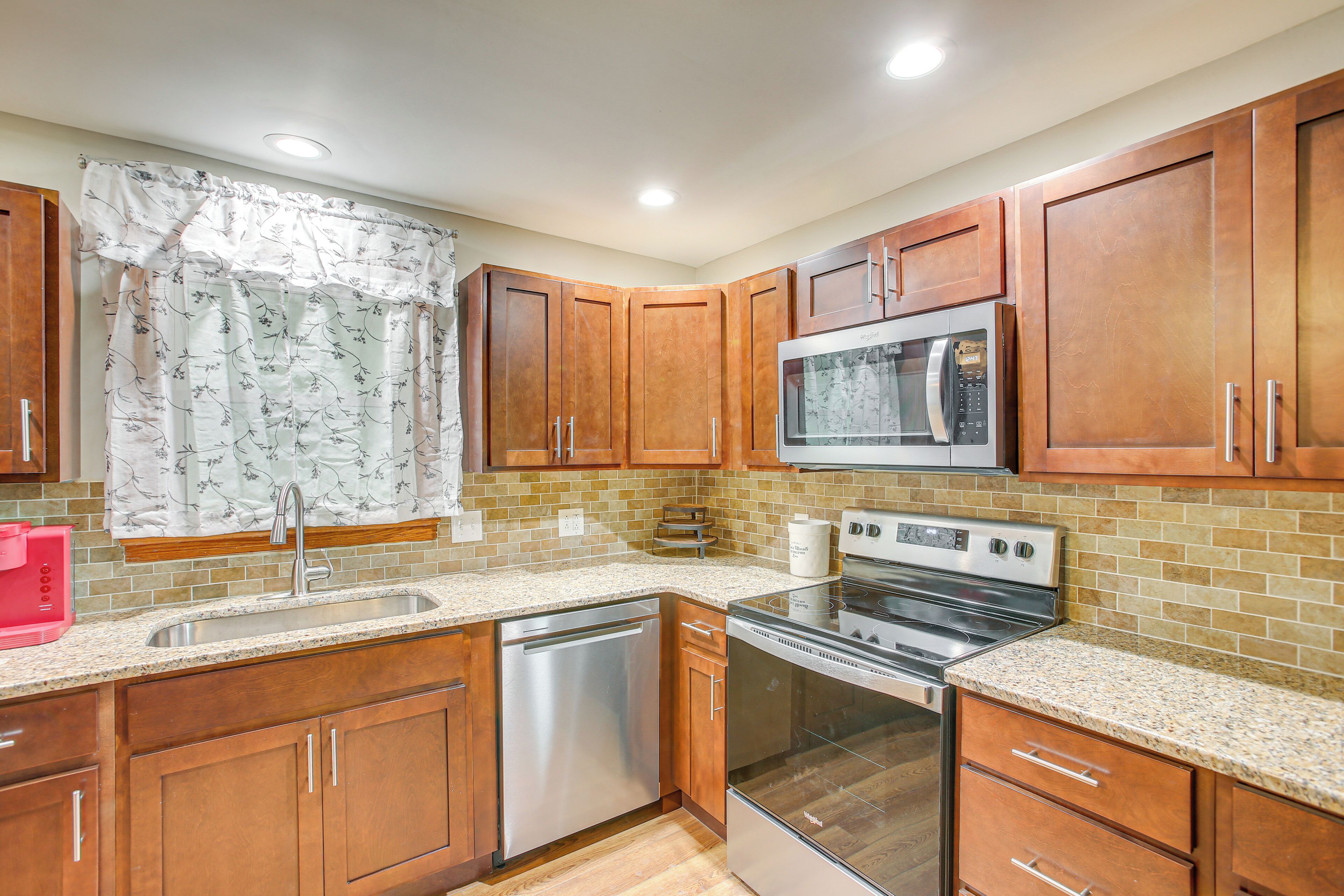 House (2 Bedrooms) | Interior