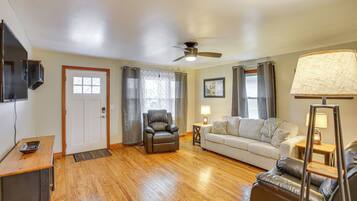 House (2 Bedrooms) | Interior