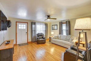 House (2 Bedrooms) | Interior
