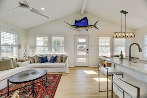 House (3 Bedrooms) | Front of property